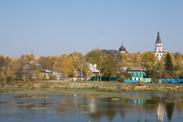 Fototapeta na wymiar River Seraya in the city of Alexandrov. Russia.