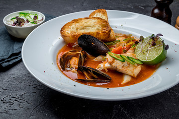 Seafood casserole bowl