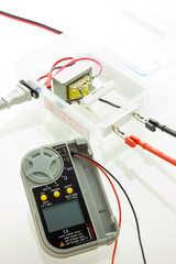 交流電圧測定 埋込コンセント テスター