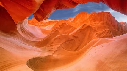 Fototapeten Malerischer Antelope Canyon in der Nähe von Page, Arizona, USA © emotionpicture