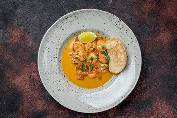 Tiger prawns on the grill