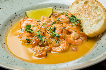 Tiger prawns on the grill