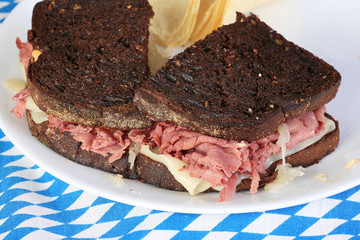 Reuben Sandwich with Chips
