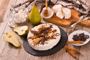 Ricotta and pear cheesecake.