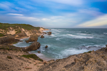 Obraz premium Kenton on Sea - Ocean and Rocks