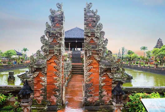 Bali, Indonesia, Ubud. Museum complex-Taman Kertha Gosa. It is a part of the Royal Palace Semara Pura of the early XVIII century, belonging to the Klungkung dynasty, preserved after the destruction of
