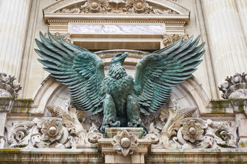 Detalles arquitectónicos del Palacio Garnier. Opera de Paris. Francia