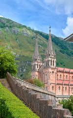 Fototapeta na wymiar Basilica of Santa María la Real de Covadonga