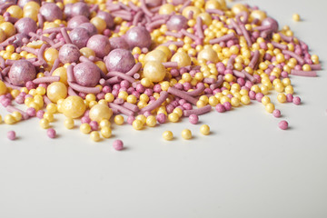 the decoration of confectionery products