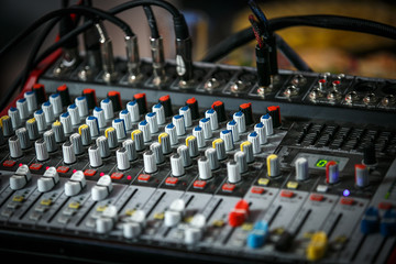 sound mixer