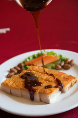 Crispy pork with sauce