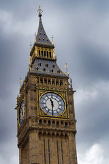 Fototapeta na wymiar Dark clouds with Big Ben, London, England
