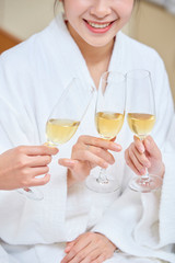 Women drinking champagne