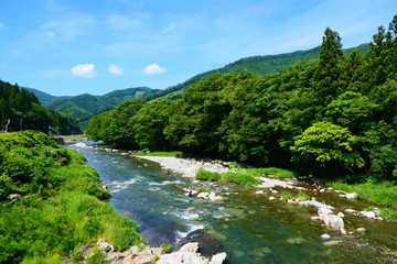 アユ釣りの名所、夏の気仙川。陸前高田　岩手　日本。７月上旬。