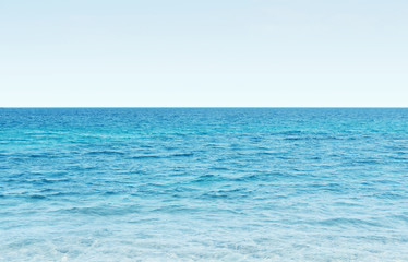 Fototapeta na wymiar blue tropical sea