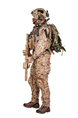 Obraz premium Special forces soldier with rifle on white background. army, military and people concept