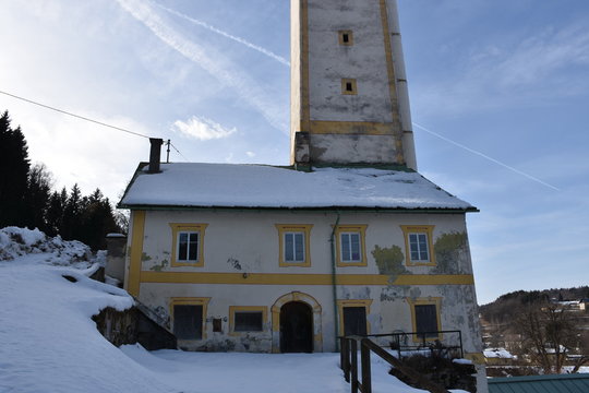 Arnoldstein, K&auml;rnten, Schrotturm, Lost Place, Denkmal, Urban Exploring, Lampe, Turm, Geschichte, Industrie,  Schrotkugeln. Dach, Glocke, Sirene, Rohr, Stromanschluss, 