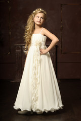 Fototapeta premium princess blonde in white victorian dress