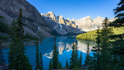 Moraine Lake Look Out