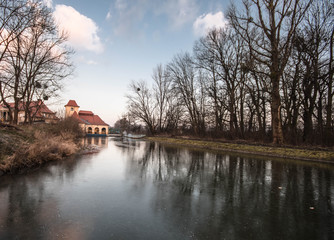 Fototapeta premium Elektrownia wodna Wrocław. Polska Europa