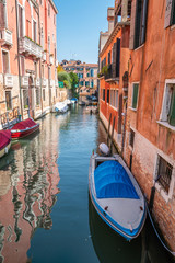 Fototapeta na wymiar Venice traditional canals