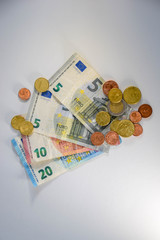 Geld, Scheine, Münzen, Stapel, Euro, Kupfer, Gold, Währung, Hintergrund, Muster, blau