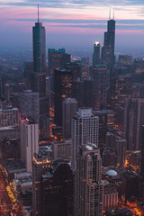 Naklejka premium Chicago skyline by night 