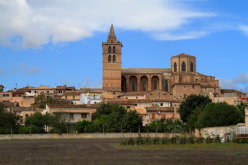 Fototapeta premium Parish church of Mother Mary, Mallorca, Spain