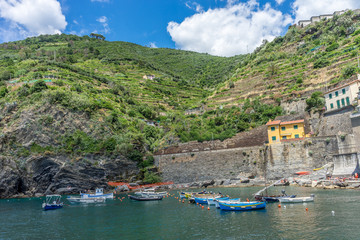 Fototapeta premium Italy, Cinque Terre, Vernazza, SCENIC VIEW OF SEA AGAINST SKY