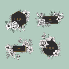 Floral badge set