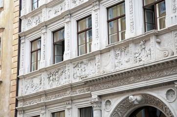 Obraz premium Old baroque facade from the middle age in Görlitz, Germany with inscription translate engl god is my helper and beware me from bad things