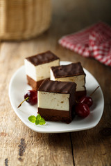 Chocolate vanilla souffle cake