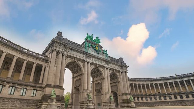 Brussels Belgium time lapse 4K, timelapse at Arcade du Cinquantenaire of Brussels (Arc de Triomphe)