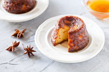 Homemade Christmas Pudding With Syrup