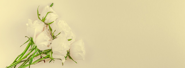 Fresh white roses bouquet