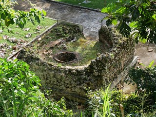 Ancien vestige de la route de l'esclavage à Petit Canal en Guaxdeloupe