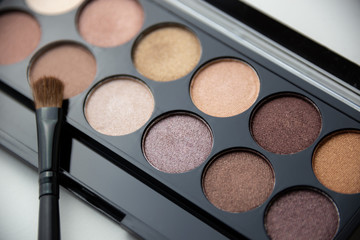 Detail of palette of brown shadows
