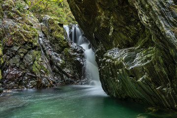 Obraz premium 檜原村 くらかけの滝