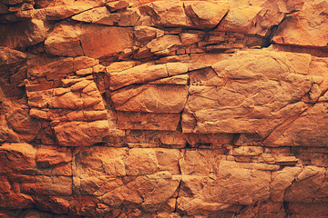Rewd Wall Rock Structure