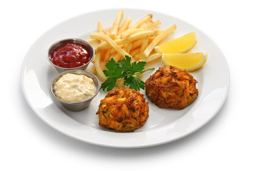 homemade maryland crab cakes plate