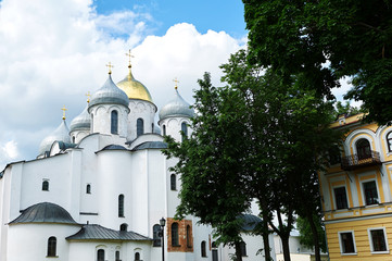 Fototapeta na wymiar cathedral of st. sophia in novgorod russia