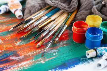 Fototapeta premium Paint brushes and paints for drawing.