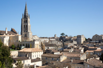 Fototapeta na wymiar Saint Emilion, Gironde-Aquitaine / France - 03 05 2019 : Unesco World Heritage Site rooftops of Saint Emilion