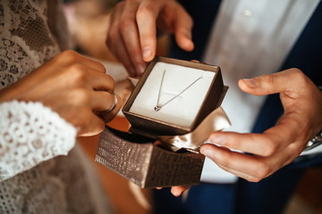 Perfect jewerly for perfect wedding day!