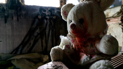Peluche ensangrentado © Miquel