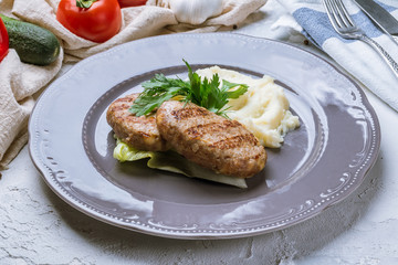 Chicken cutlets with mashed potatoes