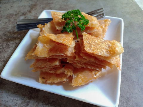 Crispy roti bread
