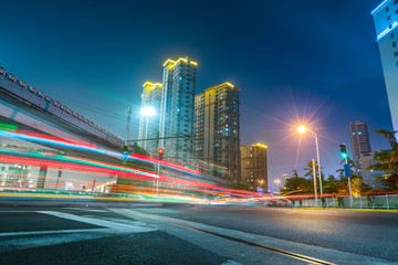 Fototapeta na wymiar Urban roads and blurred lights..