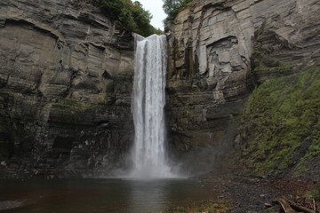 Obraz na płótnie Canvas waterfalls