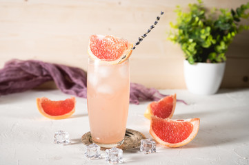 Fresh grapefruit juice